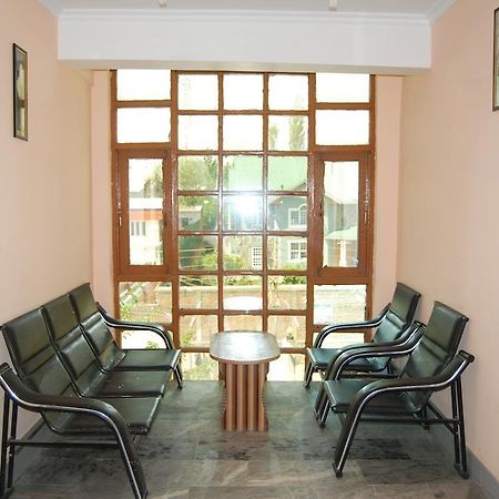 Hotel Azad Durgjan Buitenkant foto