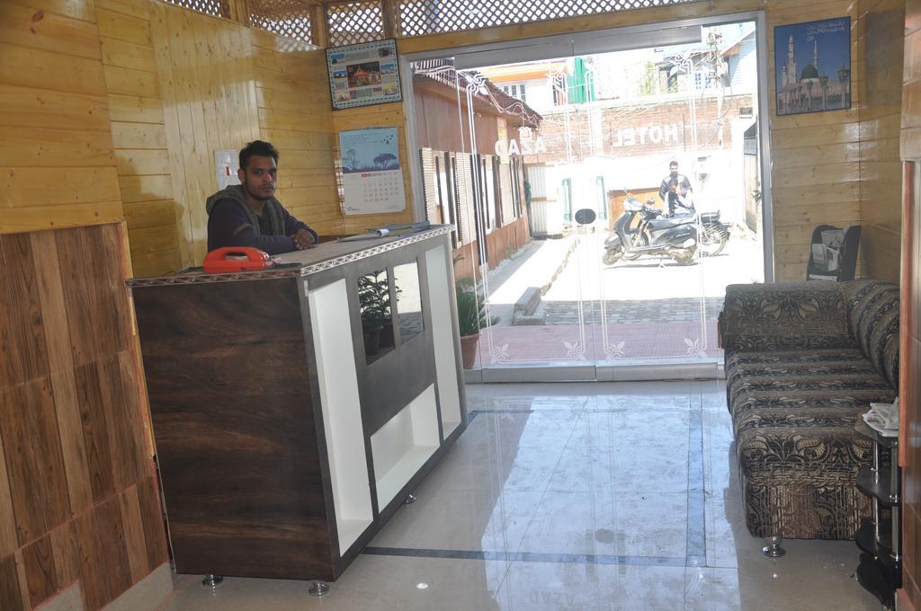 Hotel Azad Durgjan Buitenkant foto