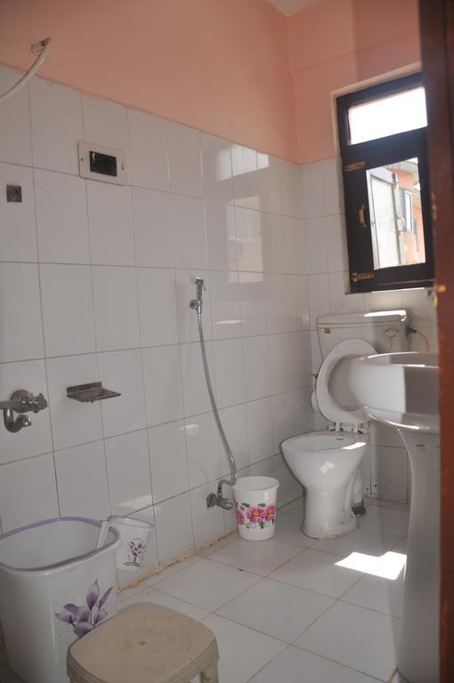 Hotel Azad Durgjan Kamer foto